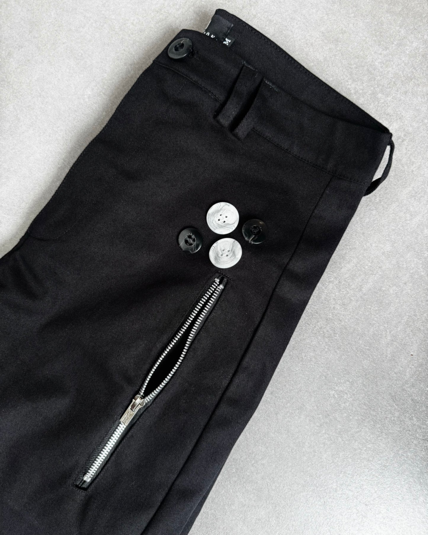 BLACK COFFIN SHORTS