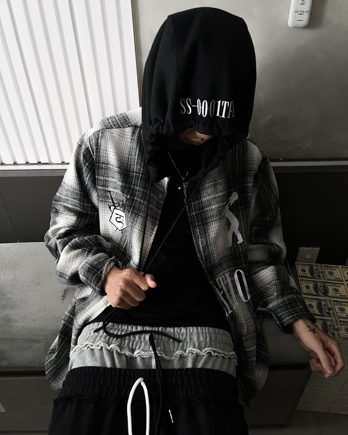 $LT-YEAR FLANNEL HOODED JACKET