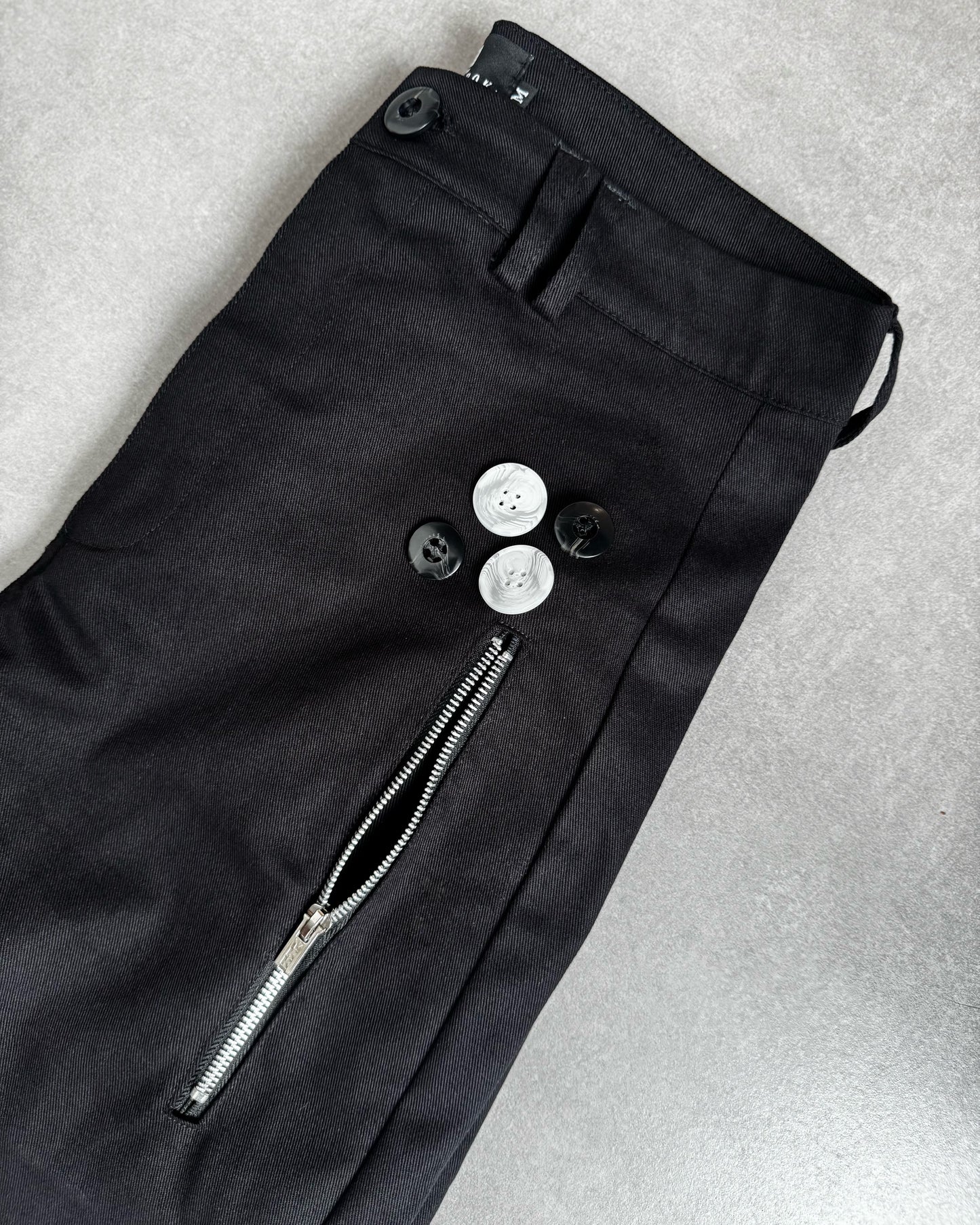BLACK COFFIN SHORTS